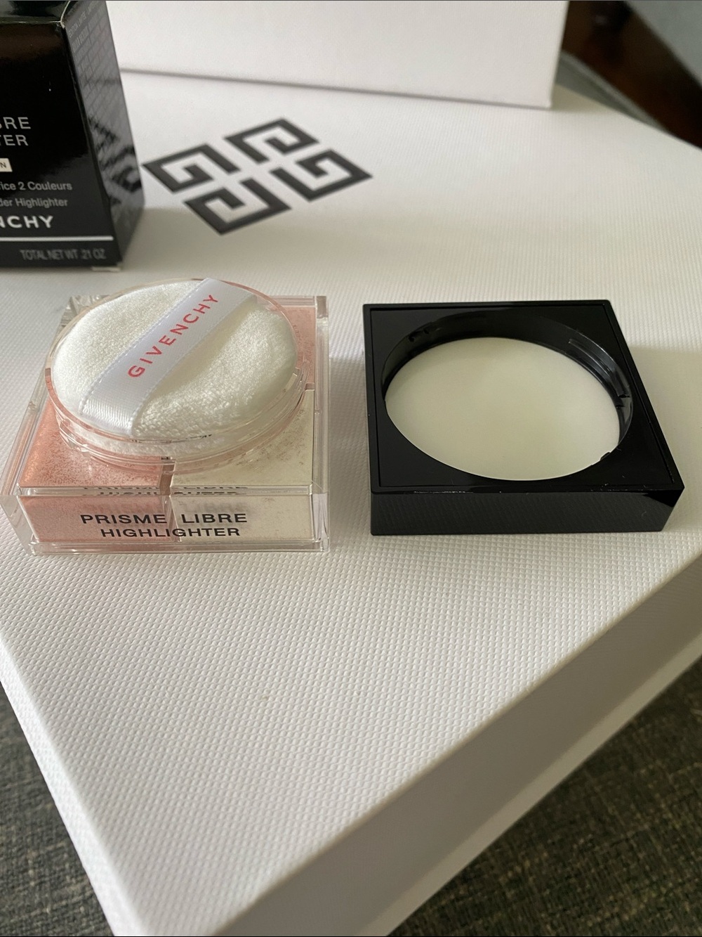 Givenchy Prisme Libre Limited Edition Highlighter - Picture 4 of 5